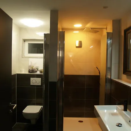 Grosszugige In Messenahe, Feenzian Ug Apartment Friedrichshafen