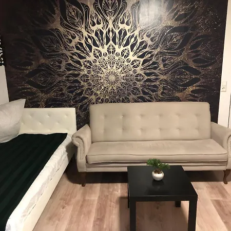 Grosszugige In Messenahe, Feenzian Ug Apartment